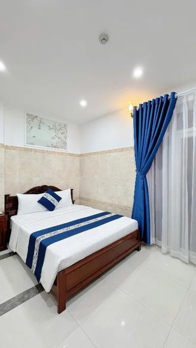 Chambre double avec balcon — Victory Hotel 153-155